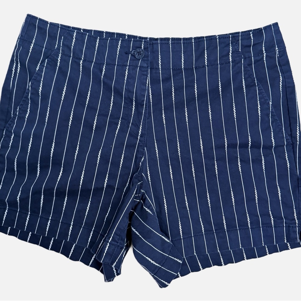 Nautica Women's Navy and White Striped Shorts Women's 12 Nautical Preppy‎ Luxury